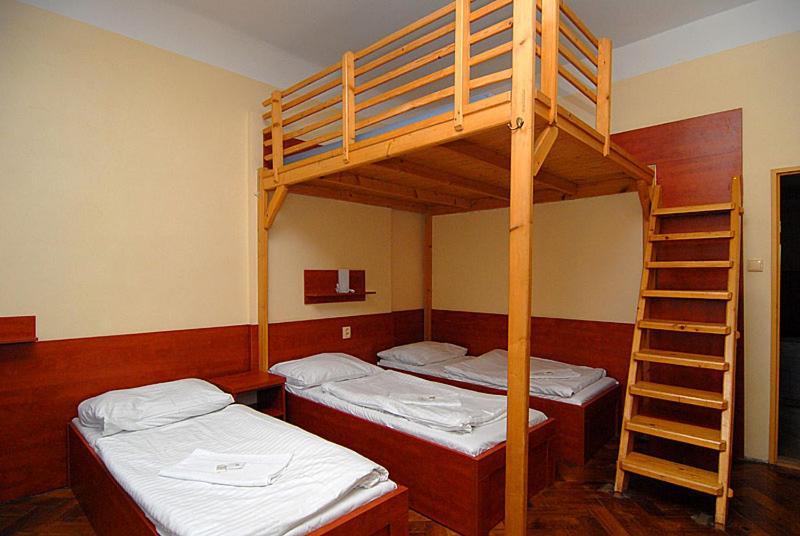 Akat 3* Praga